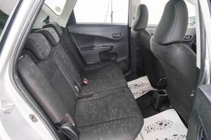 Хетчбэк Toyota Ractis 2011 года, 729000 рублей, Красноярск
