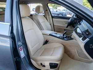 Седан BMW 5 серия 2013 года, 1370000 рублей, Волгоград