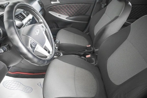 Хетчбэк Hyundai Solaris 2012 года, 729000 рублей, Кемерово