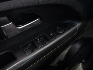 Минивэн Kia Venga 2012 года, 910000 рублей, Краснодар