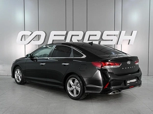 Седан Hyundai Sonata 2017 года, 1749000 рублей, Аксай
