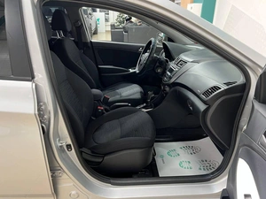 Хетчбэк Hyundai Solaris 2014 года, 999000 рублей, Красноярск