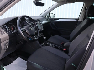Внедорожник Volkswagen Tiguan 2019 года, 2100000 рублей, Брянск