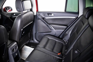 Внедорожник Volkswagen Tiguan 2014 года, 1659000 рублей, Пермь