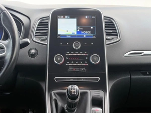 Минивэн Renault Scenic 2018 года, 1627000 рублей, Орёл