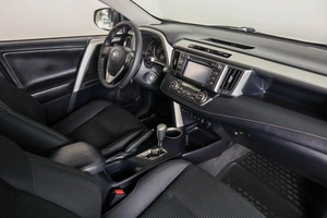 Внедорожник Toyota RAV4 2014 года, 2049000 рублей, Пермь