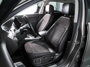 Седан Volkswagen Passat 2011 года, 1250000 рублей, Воронеж