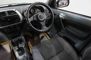 Внедорожник Toyota RAV4 2002 года, 699000 рублей, Новокузнецк
