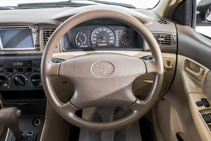 Седан Toyota Corolla 2002 года, 619000 рублей, Барнаул