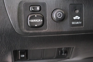 Внедорожник Toyota RAV4 2004 года, 949000 рублей, Омск