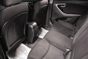 Седан Hyundai Elantra 2015 года, 1269000 рублей, Сургут