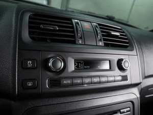 Хетчбэк Skoda Fabia 2014 года, 849000 рублей, Воронеж