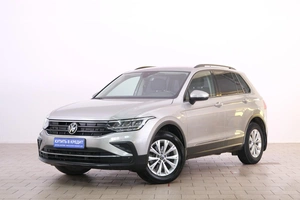 Внедорожник Volkswagen Tiguan 2021 года, 2899000 рублей, Омск