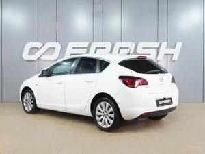 Хетчбэк Opel Astra 2011 года, 819000 рублей, Воронеж