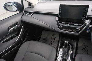 Универсал Toyota Corolla 2019 года, 1890000 рублей, Красноярск