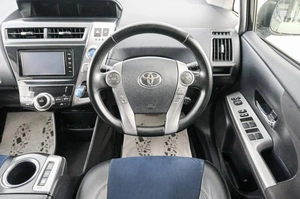 Универсал Toyota Prius Alpha 2016 года, 1429000 рублей, Красноярск