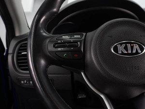 Хетчбэк Kia Rio 2017 года, 1499000 рублей, Воронеж