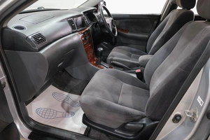 Хетчбэк Toyota Corolla 2002 года, 549000 рублей, Новокузнецк