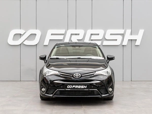 Седан Toyota Avensis 2015 года, 1695000 рублей, Краснодар