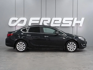 Седан Opel Astra 2013 года, 874000 рублей, Воронеж
