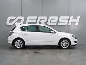Хетчбэк Opel Astra 2011 года, 669000 рублей, Воронеж