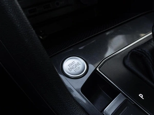 Внедорожник Volkswagen Tiguan 2018 года, 2392000 рублей, Волгоград
