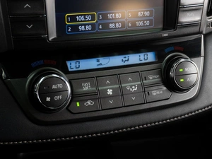 Внедорожник Toyota RAV4 2013 года, 2099000 рублей, Тюмень