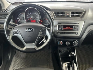 Хетчбэк Kia Rio 2017 года, 1350000 рублей, Уфа
