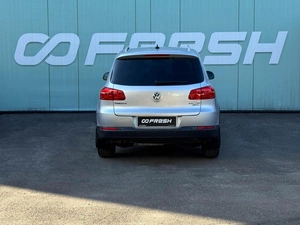 Внедорожник Volkswagen Tiguan 2011 года, 1599000 рублей, Кропоткин