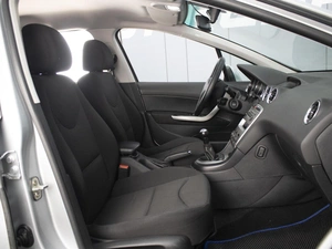 Седан Peugeot 408 2013 года, 530000 рублей, Омск