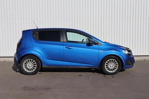 Седан Chevrolet Aveo 2012 года, 650000 рублей, Курск