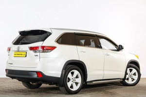 Внедорожник Toyota Highlander 2014 года, 2849000 рублей, Тюмень
