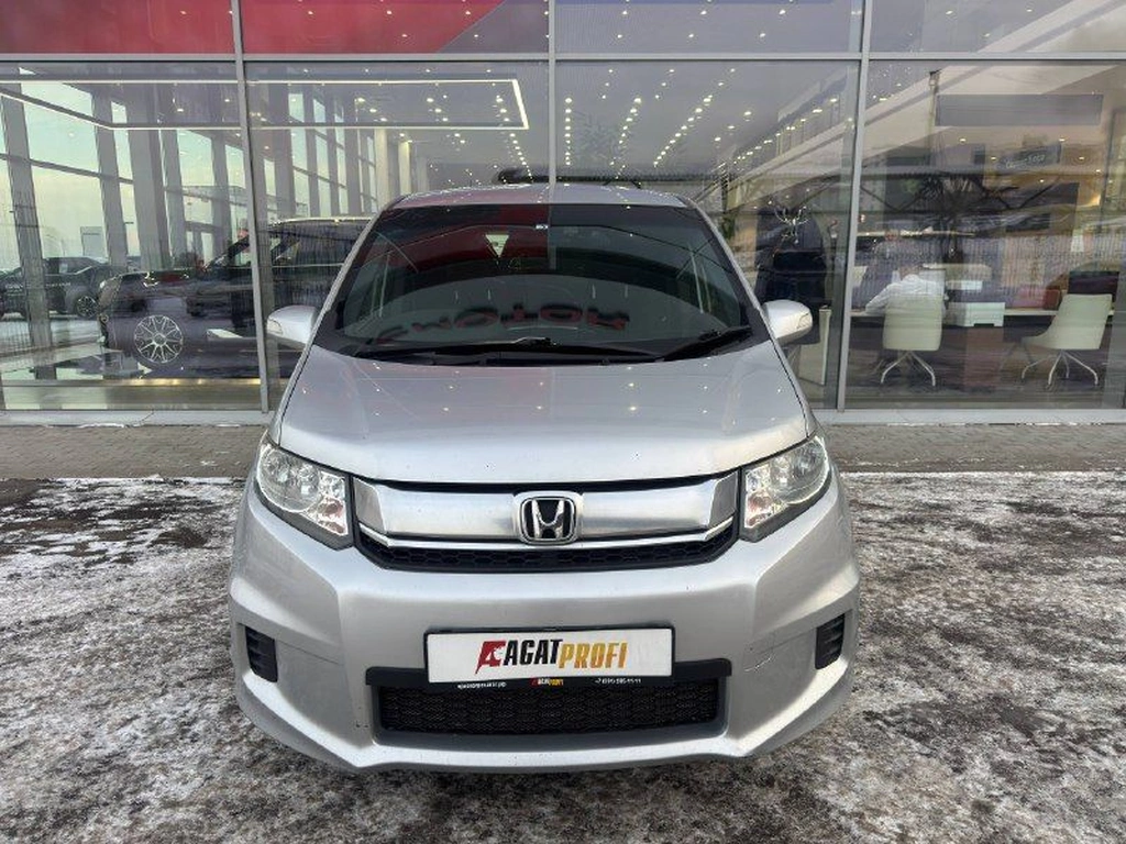 Минивэн Honda Freed 2016 года, 1090000 рублей, Солонцы