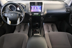 Внедорожник Toyota Land Cruiser Prado 2013 года, 2929000 рублей, Омск