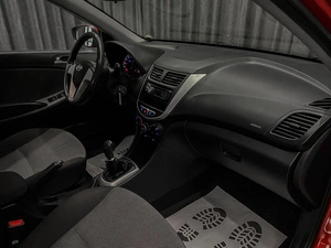 Седан Hyundai Solaris 2012 года, 780000 рублей, Красноярск