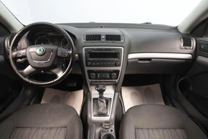 Универсал Skoda Octavia 2010 года, 809000 рублей, Новосибирск