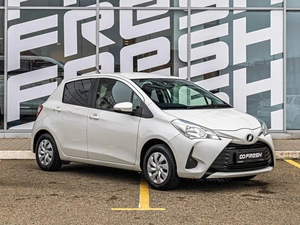 Хетчбэк Toyota Vitz 2019 года, 968070 рублей, Краснодар