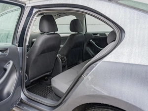 Седан Volkswagen Jetta 2013 года, 1010000 рублей, Санкт-Петербург