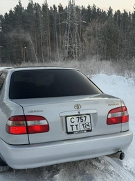 Седан Toyota Corolla 2000 года, 495000 рублей, Красноярск