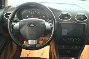 Хетчбэк Ford Focus 2006 года, 379000 рублей, Омск