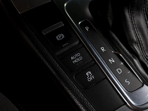 Седан Volkswagen Passat 2012 года, 944000 рублей, Воронеж