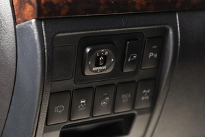 Внедорожник Toyota Land Cruiser 2015 года, 4389000 рублей, Новосибирск