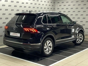 Внедорожник Volkswagen Tiguan 2021 года, 3290000 рублей, Красноярск