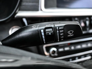 Седан Kia K5 2018 года, 1599000 рублей, Кирилловка