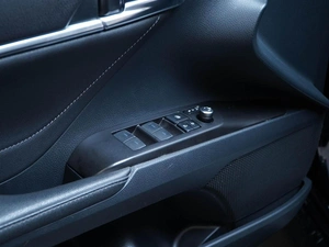 Седан Toyota Camry 2021 года, 2988888 рублей, Москва