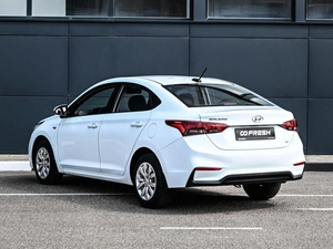 Седан Hyundai Solaris 2018 года, 1524000 рублей, Кирилловка