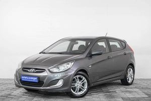 Хетчбэк Hyundai Solaris 2011 года, 879000 рублей, Кемерово
