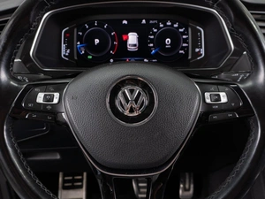 Внедорожник Volkswagen Tiguan 2020 года, 2800000 рублей, Тюмень