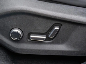 Внедорожник Geely Monjaro 2024 года, 3899000 рублей, Санкт-Петербург