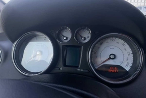 Седан Peugeot 408 2015 года, 770000 рублей, Солонцы